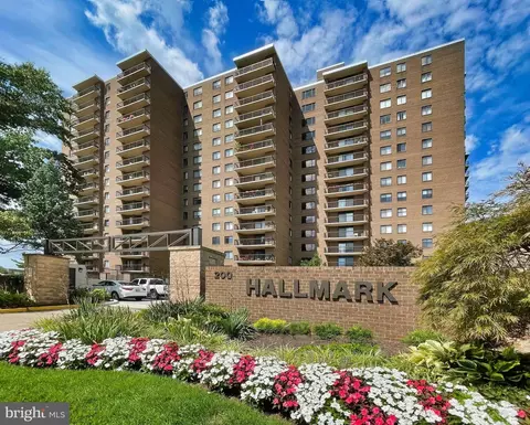 200 N Pickett St #412, Alexandria, VA 22304