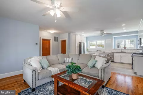 Other - 320 E Monroe Ave, Alexandria, VA 22301 photo 3 of 11