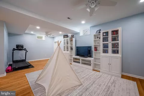 Other - 320 E Monroe Ave, Alexandria, VA 22301 photo 7 of 11