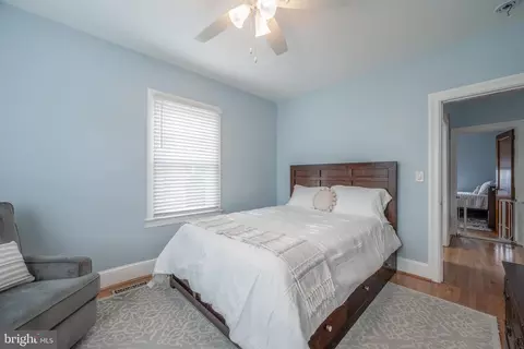 Bedroom - 320 E Monroe Ave, Alexandria, VA 22301 photo 1 of 9