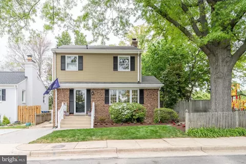 403 Thomas St, Alexandria, VA 22302