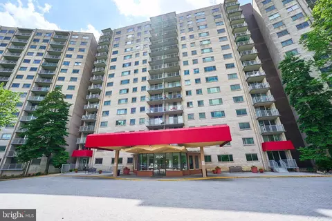 2500 N Van Dorn St #1110, Alexandria, VA 22302