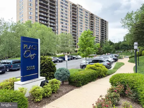 5500 Holmes Run Pkwy #418, Alexandria, VA 22304