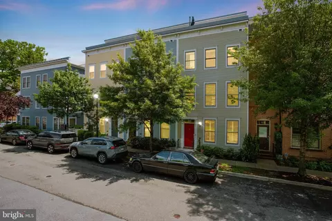 929 Parker Gray School Way, Alexandria, VA 22314