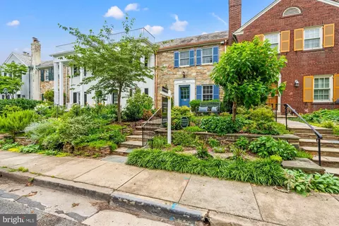 918 S Saint Asaph St, Alexandria, VA 22314