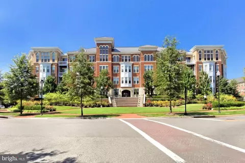 400 Cameron Station Blvd #417, Alexandria, VA 22304
