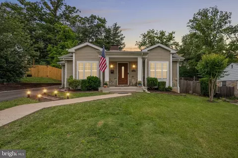 3949 Taney Ave, Alexandria, VA 22304