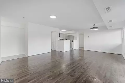 5851 Quantrell Ave #T4, Alexandria, VA 22312