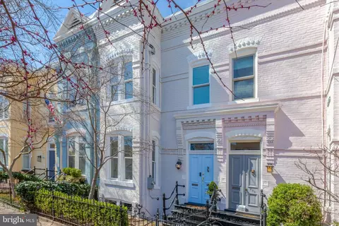 230 N Saint Asaph St, Alexandria, VA 22314