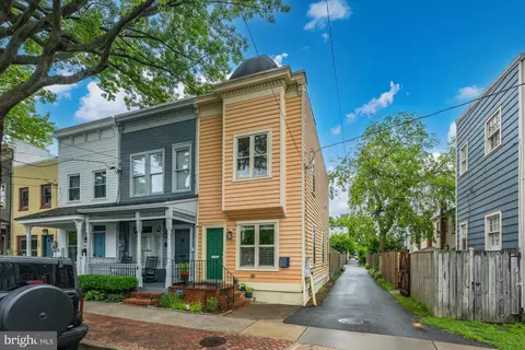 303 N West St, Alexandria, VA 22314