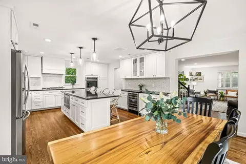 3311 Cameron Mills Rd, Alexandria, VA 22302