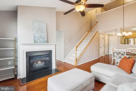 171 Somervelle St #402, Alexandria, VA 22304