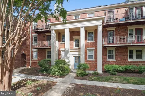 1403 E Abingdon Dr E #3, Alexandria, VA 22314