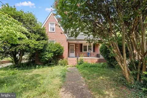 2401 Ridge Road Dr, Alexandria, VA 22302