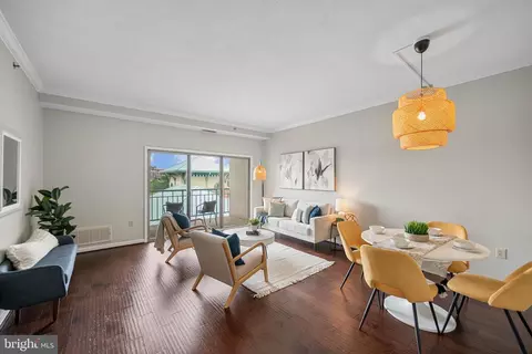 610 N West St #503, Alexandria, VA 22314