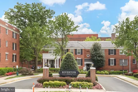 602 Bashford Ln #2221, Alexandria, VA 22314