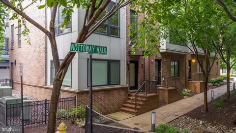 447 Nottoway Walk, Alexandria, VA 22304