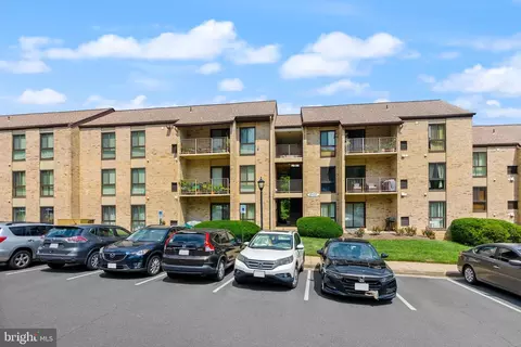 6137 Edsall Rd #L, Alexandria, VA 22304