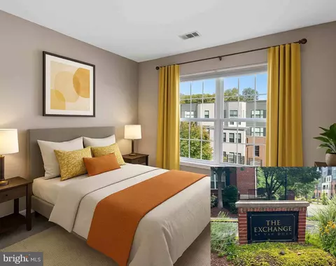 4850 Eisenhower Ave #427, Alexandria, VA 22304