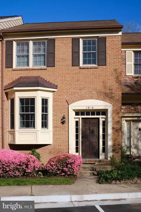 3816 Usher Ct, Alexandria, VA 22304