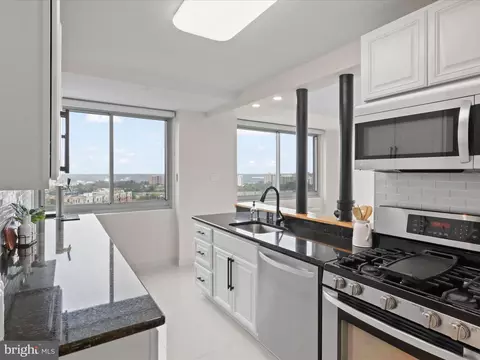 301 N Beauregard St #1605, Alexandria, VA 22312