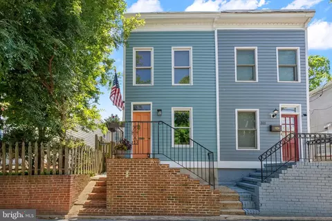 313 N Payne St, Alexandria, VA 22314
