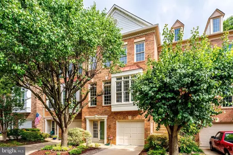 4665 Kirkpatrick Ln, Alexandria, VA 22311