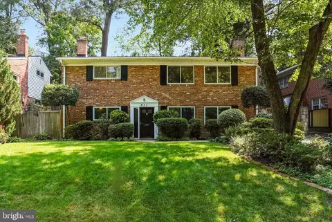 811 E Timber Branch Pkwy, Alexandria, VA 22302