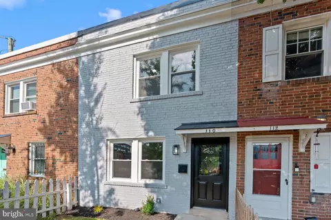 110 Baggett Pl, Alexandria, VA 22314