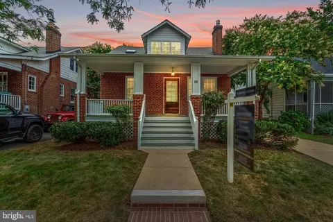 15 W Masonic View Ave, Alexandria, VA 22301