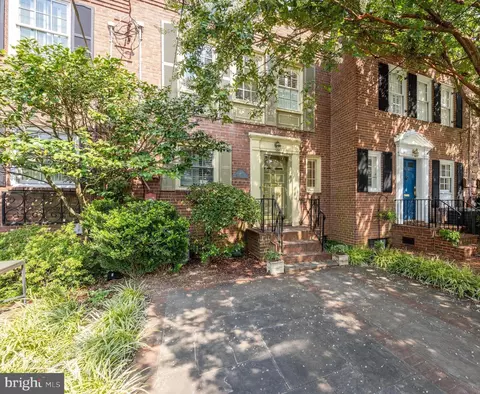 624 S Royal St, Alexandria, VA 22314