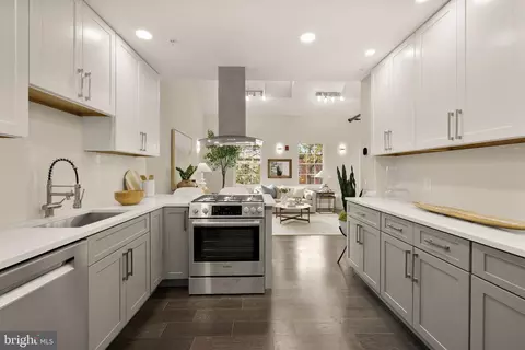 1225 King St #300, Alexandria, VA 22314