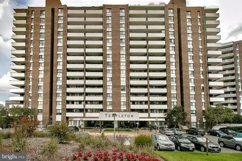 250 S Reynolds St #105, Alexandria, VA 22304