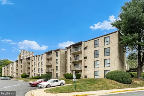 6151 Edsall Rd #I, Alexandria, VA 22304