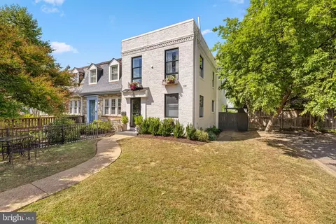 416 Duncan Ave, Alexandria, VA 22301