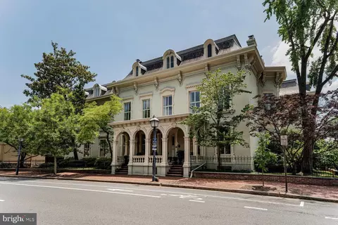 706 Prince St #4, Alexandria, VA 22314