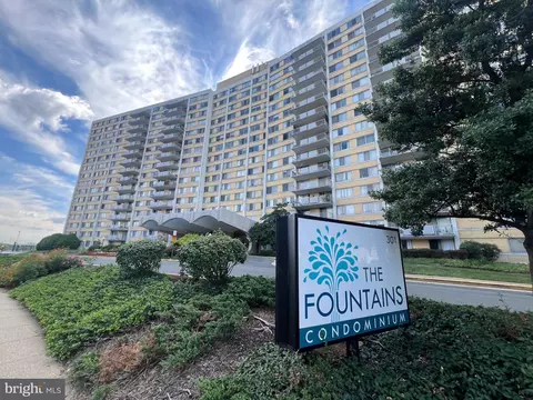 301 N Beauregard St N #303, Alexandria, VA 22312