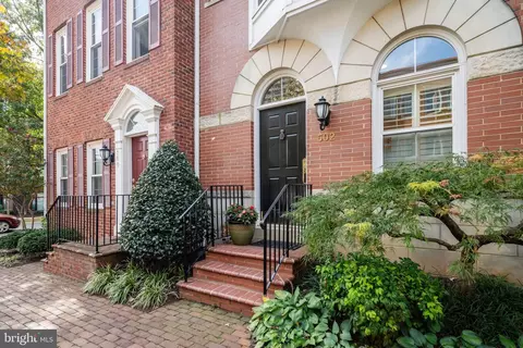 502 Wythe St, Alexandria, VA 22314