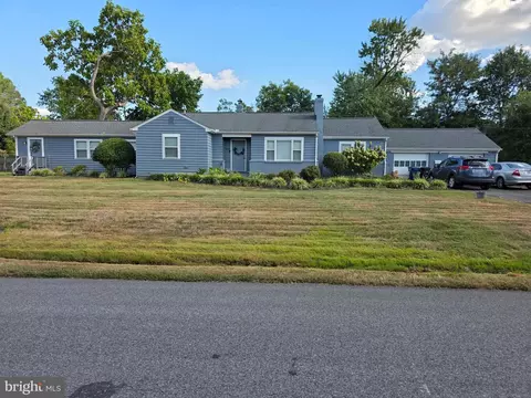 5446 Calhoun Ave, Alexandria, VA 22311