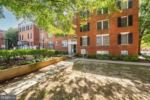 504 Bashford Ln #3131, Alexandria, VA 22314