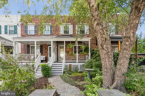 1740 Price St, Alexandria, VA 22301