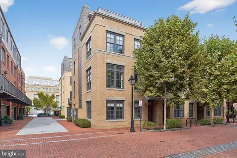 19 Pioneer Mill Way, Alexandria, VA 22314