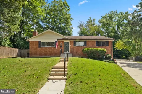 4600 Strathblane Pl, Alexandria, VA 22304