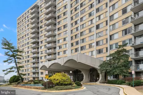 301 N Beauregard St #916, Alexandria, VA 22312