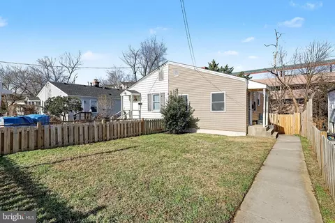 40 E Reed Ave, Alexandria, VA 22305