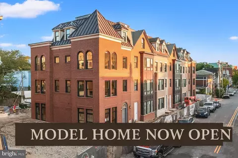 125 N West St, Alexandria, VA 22314