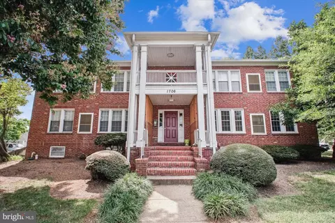 1706 Dewitt Ave #A, Alexandria, VA 22301
