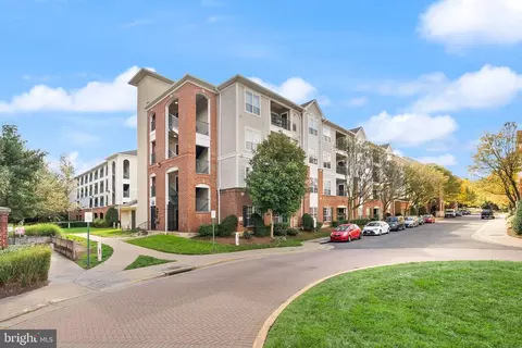 4860 Eisenhower Ave #180, Alexandria, VA 22304