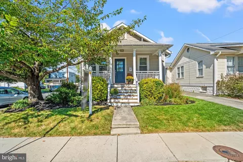 100 E Custis Ave, Alexandria, VA 22301