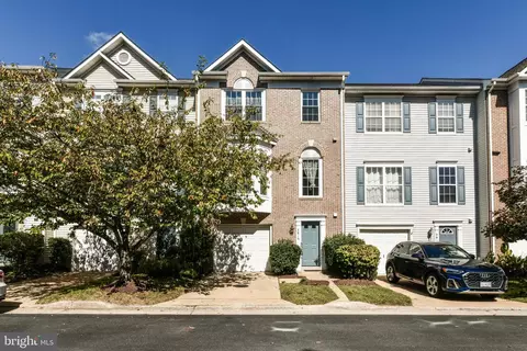 3819 Dominion Mill Dr, Alexandria, VA 22304